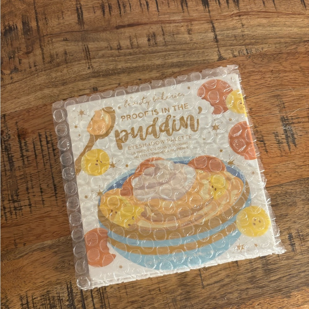 Beauty Bakerie Proof is in the Puddin' Eyeshadow Palette NWT